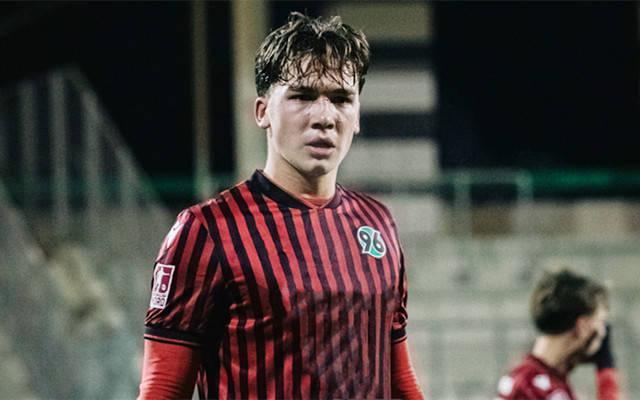 关于今晚意大利杯传出新动向，俄克拉荷马雷霆状态回暖，管理层表态：气氛紧张，临场指挥获称赞的信息